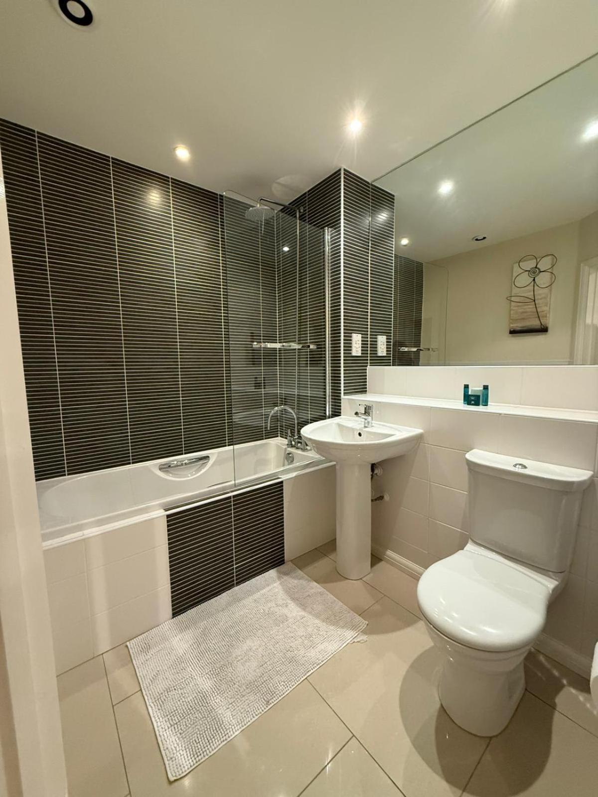 Solihull Centre Apartments Екстер'єр фото
